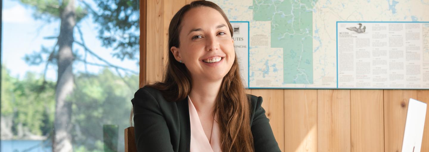 Leah Stokes: 2024 Schneider Award Winner Image - Leah Stokes